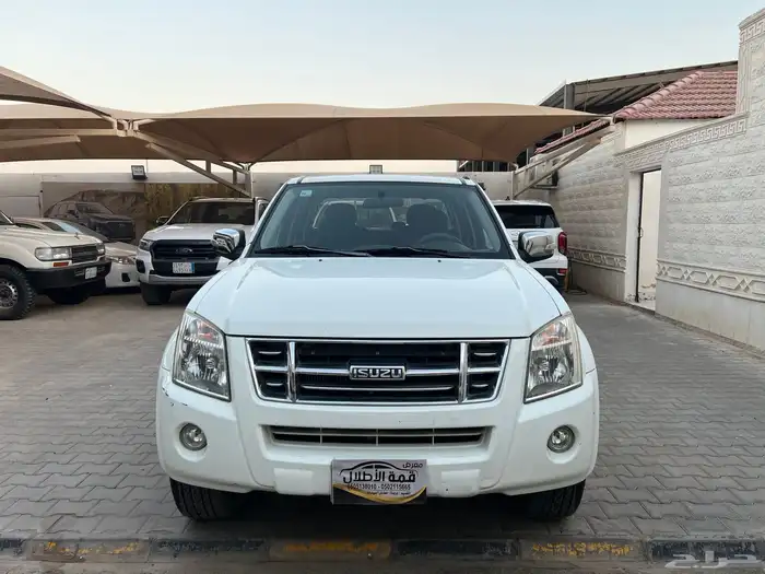 ايسوزو 2007 LS قير اوتوماتك ممشى 129.000لدى قمة الاطلال 0