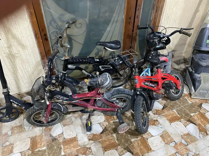 منظفة سجاد غسيل وسكوترات وسياكل أطفال للبيع 11