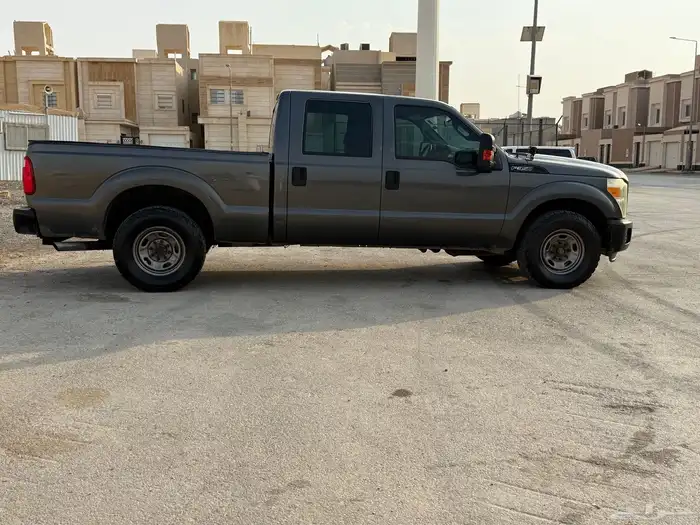 فورد F350 2015 بدون دبل 8