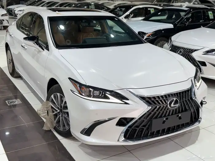 لكزس ES 350 بريمي فتحة سقف 2025 نظام 50-50 5