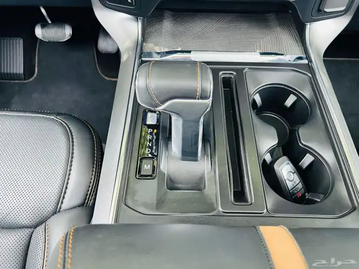 فورد F150 بلاتينيوم 2022 ممشى قليل 15