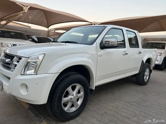 ايسوزو 2007 LS قير اوتوماتك ممشى 129.000لدى قمة الاطلال 34