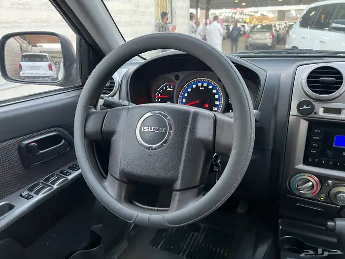 ايسوزو 2007 LS قير اوتوماتك ممشى 129.000لدى قمة الاطلال 46
