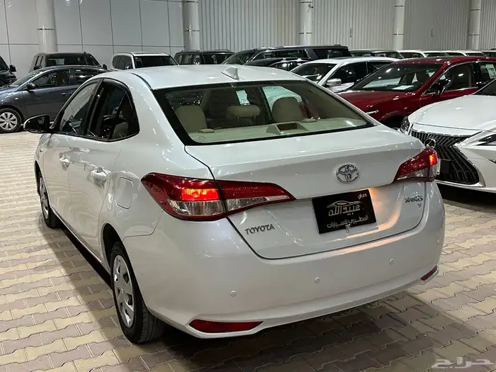 تويوتا يارس موديل 2022 استاندر نظيف 17