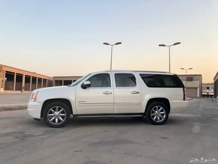 جمس دينالي 2011 طويل XL ممشي 202 ألف سعودي 2