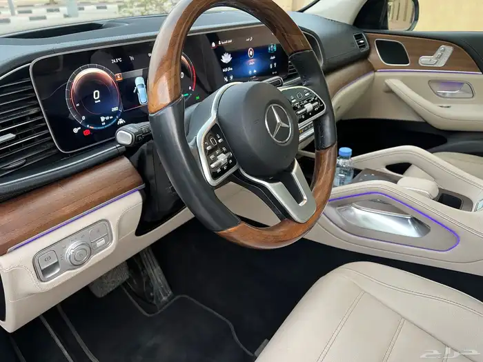 مرسيدس ( GLE450 ) الموديل 2022 شبه جديد 25
