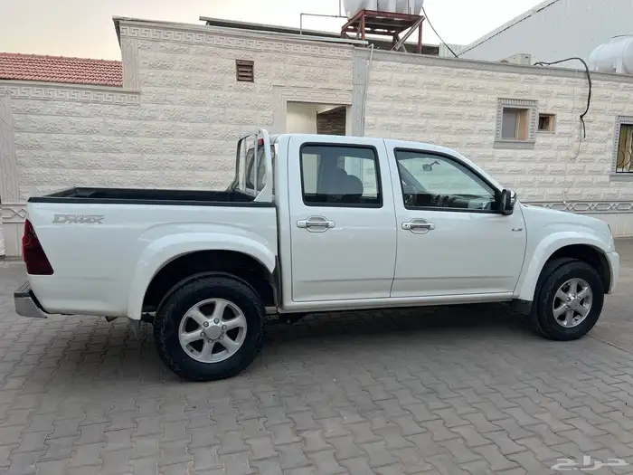 ايسوزو 2007 LS قير اوتوماتك ممشى 129.000لدى قمة الاطلال 13