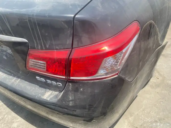 للبيع بيع قطع غيار لكزس Es350 من مديل 2008 إلى 2015 3