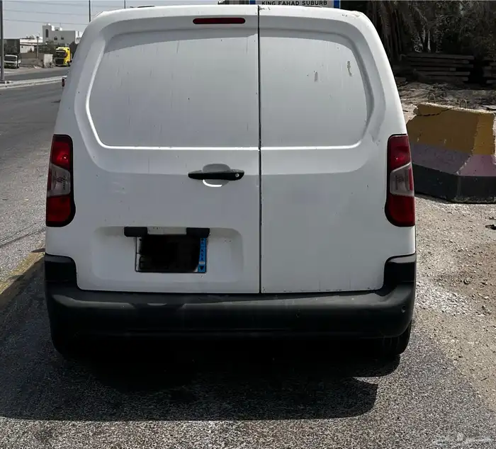 بيجو بارتنر 2023 2