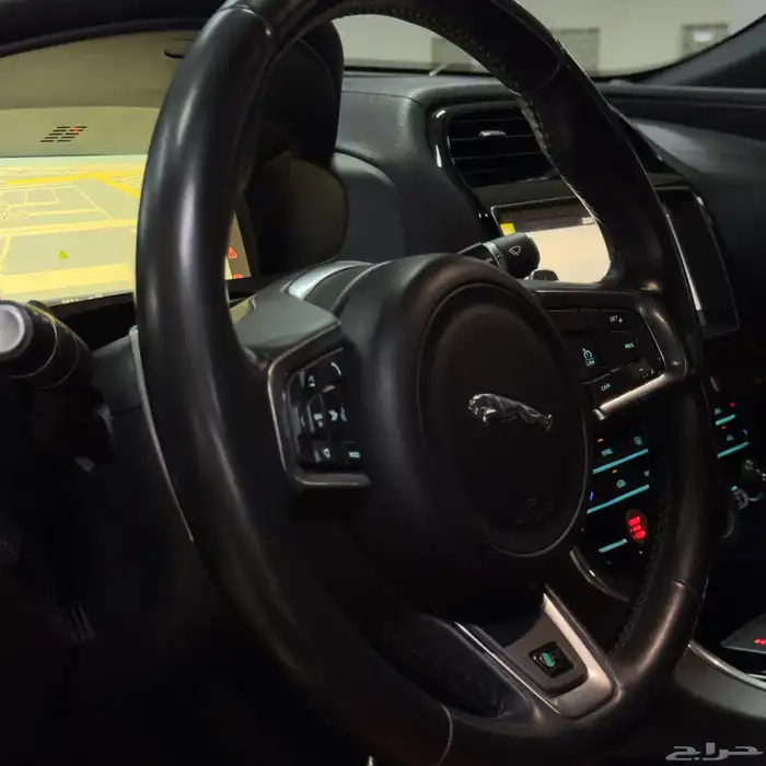 جاكوار xe r موديل 2018 11