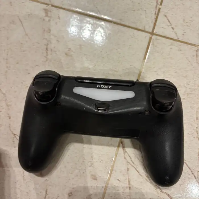 سوني فور 1تيرا شريط فيفا وستاند ايدي وشنطه ماقد انفك 9