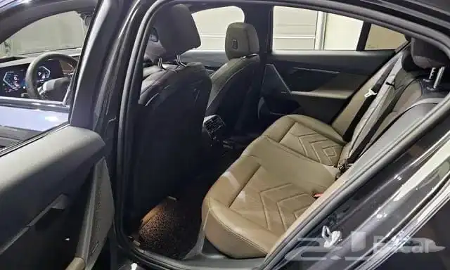مملوكة لدي العصيمي قيد الشحن _ BMW 520i MKIT _ 2024 7