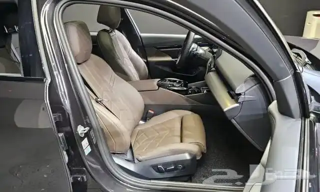 مملوكة لدي العصيمي قيد الشحن _ BMW 520i MKIT _ 2024 6