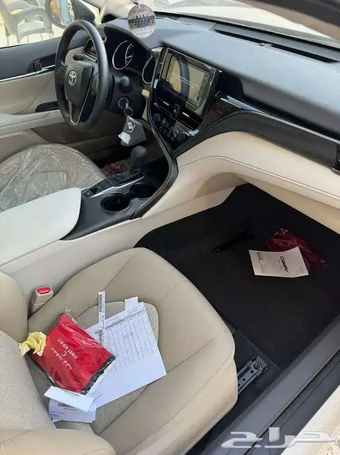 كامري 2024 LE اصفار سعودي 11