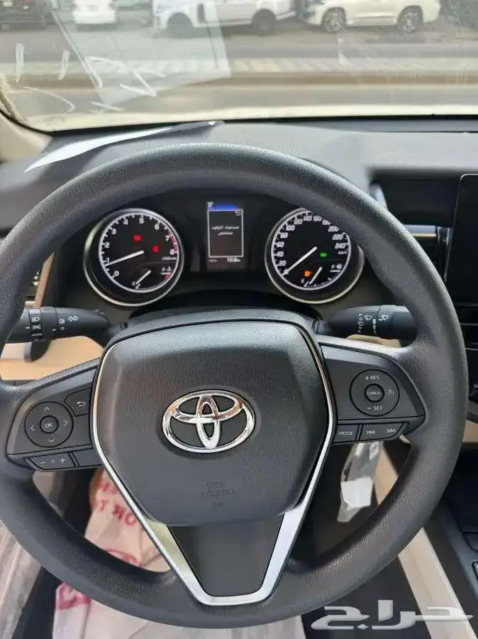 كامري 2024 LE اصفار سعودي 7