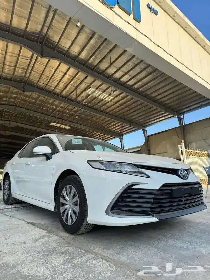 كامري 2024 LE اصفار سعودي 4