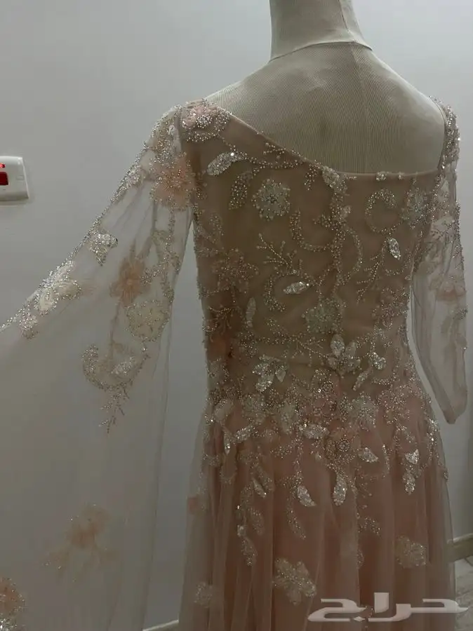 بيع فساتين سهره نظيفة استخدام يوم فقط 3