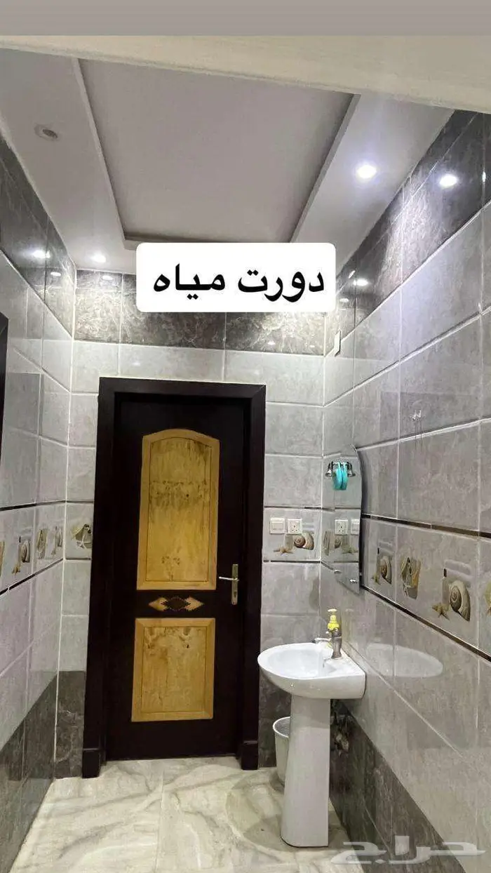 للايجار دور أرضي مؤثث بالكامل بحي طويق   مساحة واسعة 14