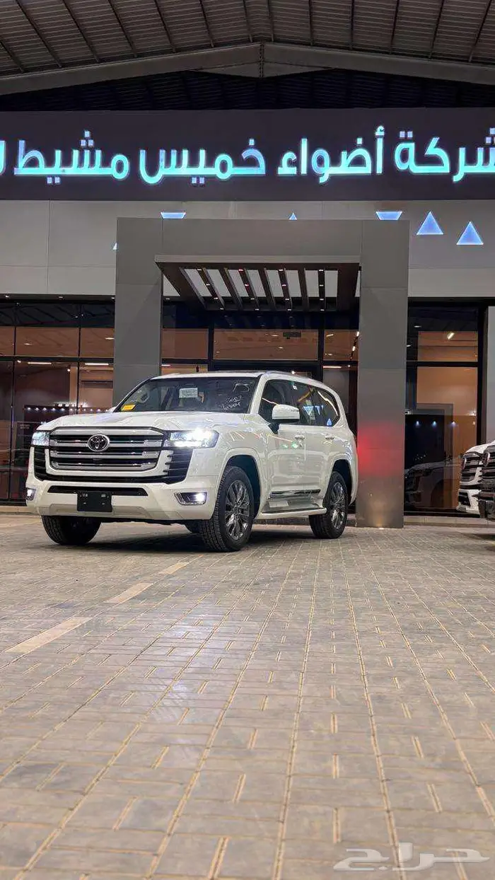 لاند كروزر GXR L3 2025 عبداللطيف جميل 1