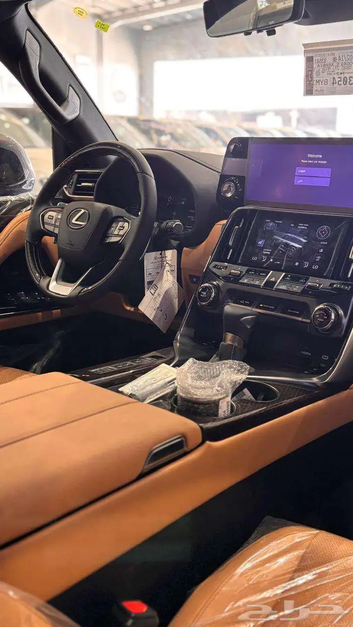 لكزس LX600 BB لون تيتانيوم سعودي 8