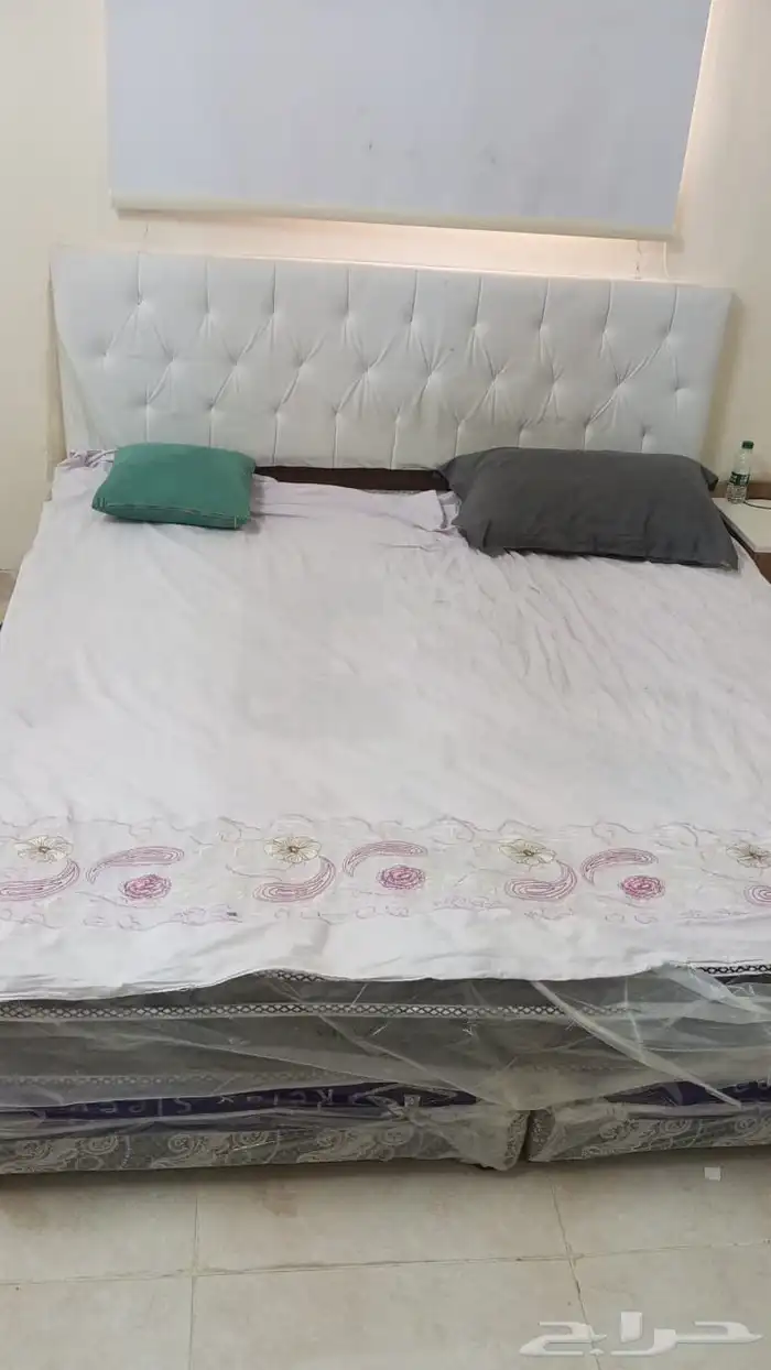 سرير حجم نفرين بدون مرتبة 0