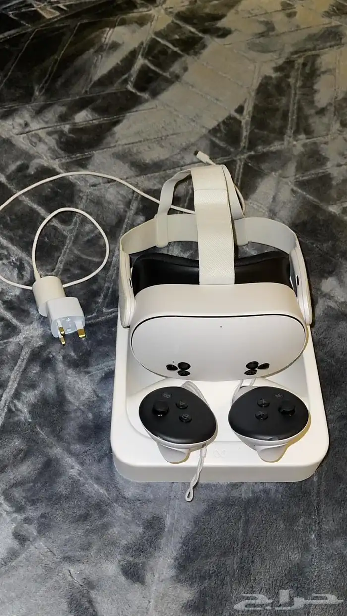 في ار vr نظيفة جدا  جدا  وجديده ضمان سنتين 0