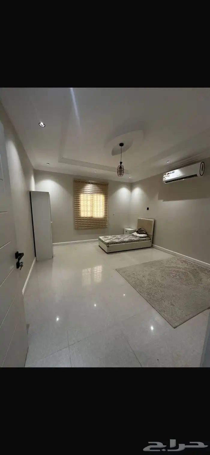 شقة مميزة وفاخرة مؤثثة للايجار 2