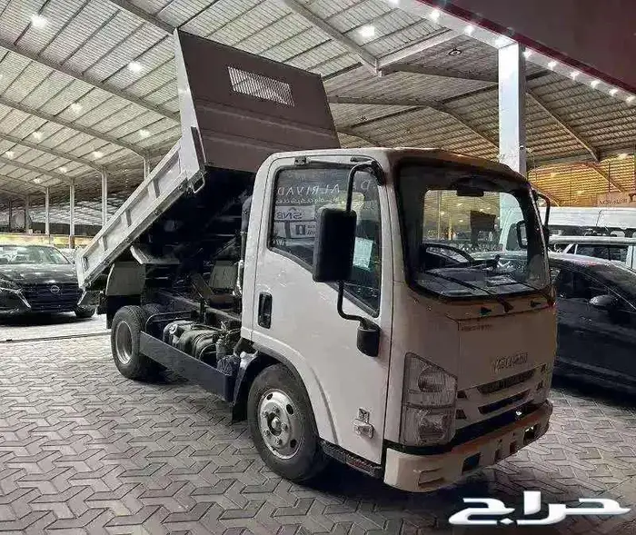 ايسوزو قلاب 3 طن 2025 ديزل كاش وتقسيط 2
