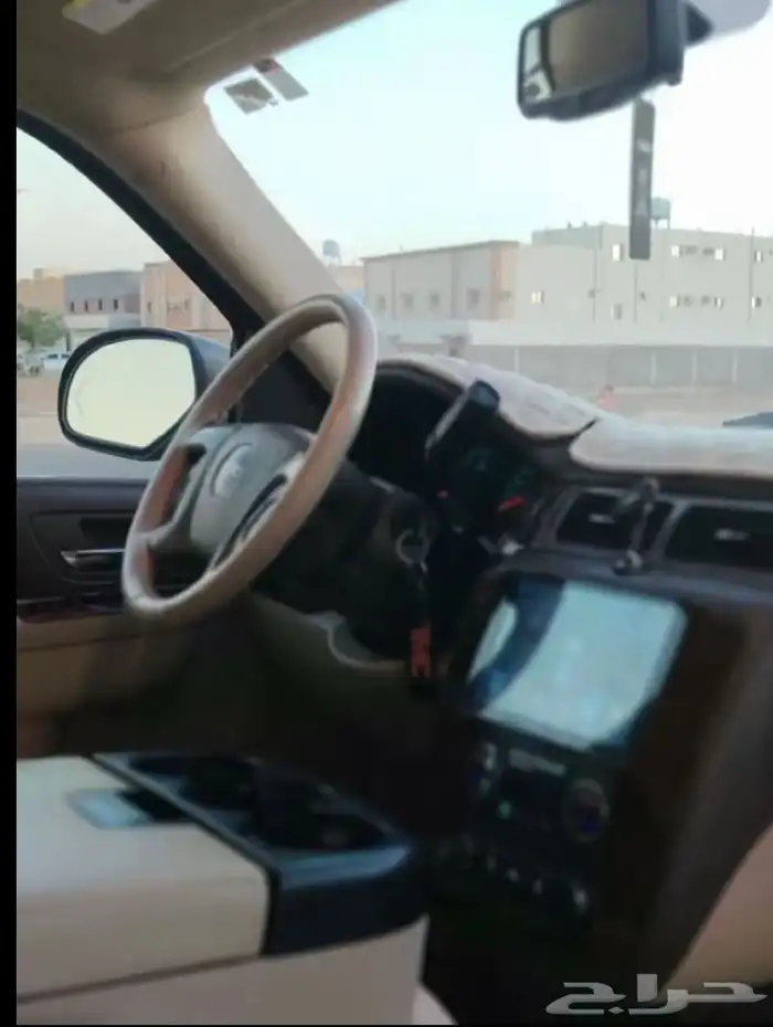 يوكن 2013البيع ماشي310الف كيلو كايمر خلفية ومفحوص و مجدد 4