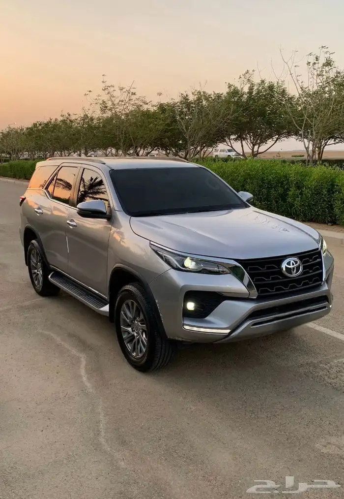 فورتشنر 2022 فل كامل 6 سلندر 0