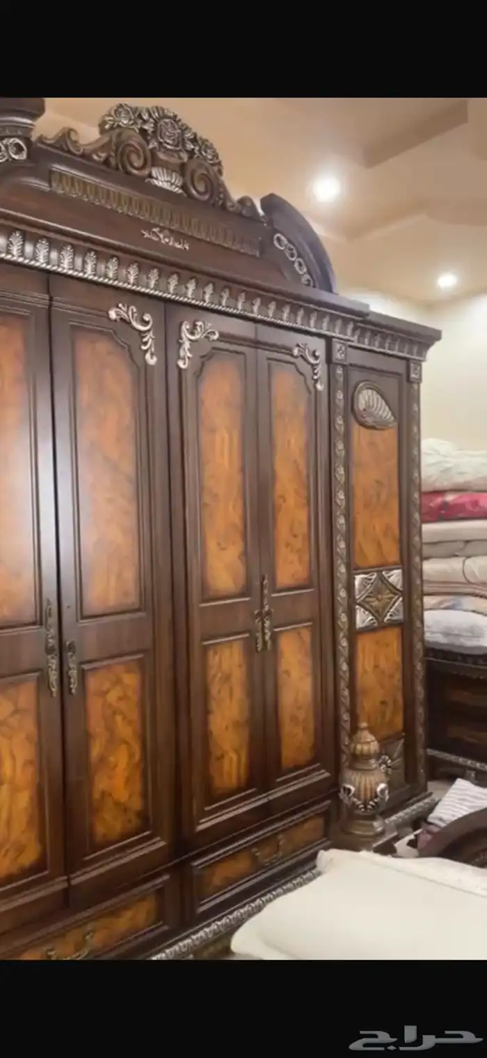 غرفة نوم كاملة وفاترينه للبيع 3