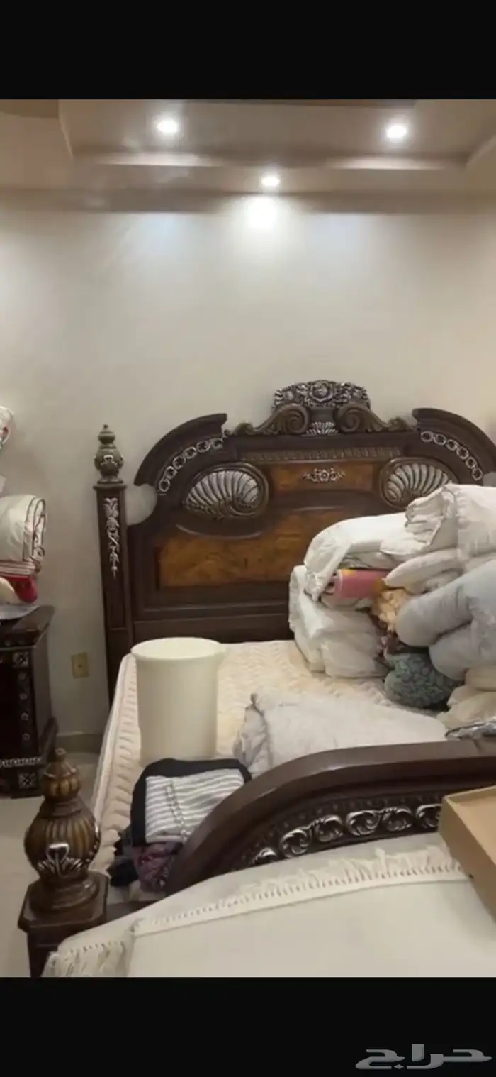 غرفة نوم كاملة وفاترينه للبيع 2