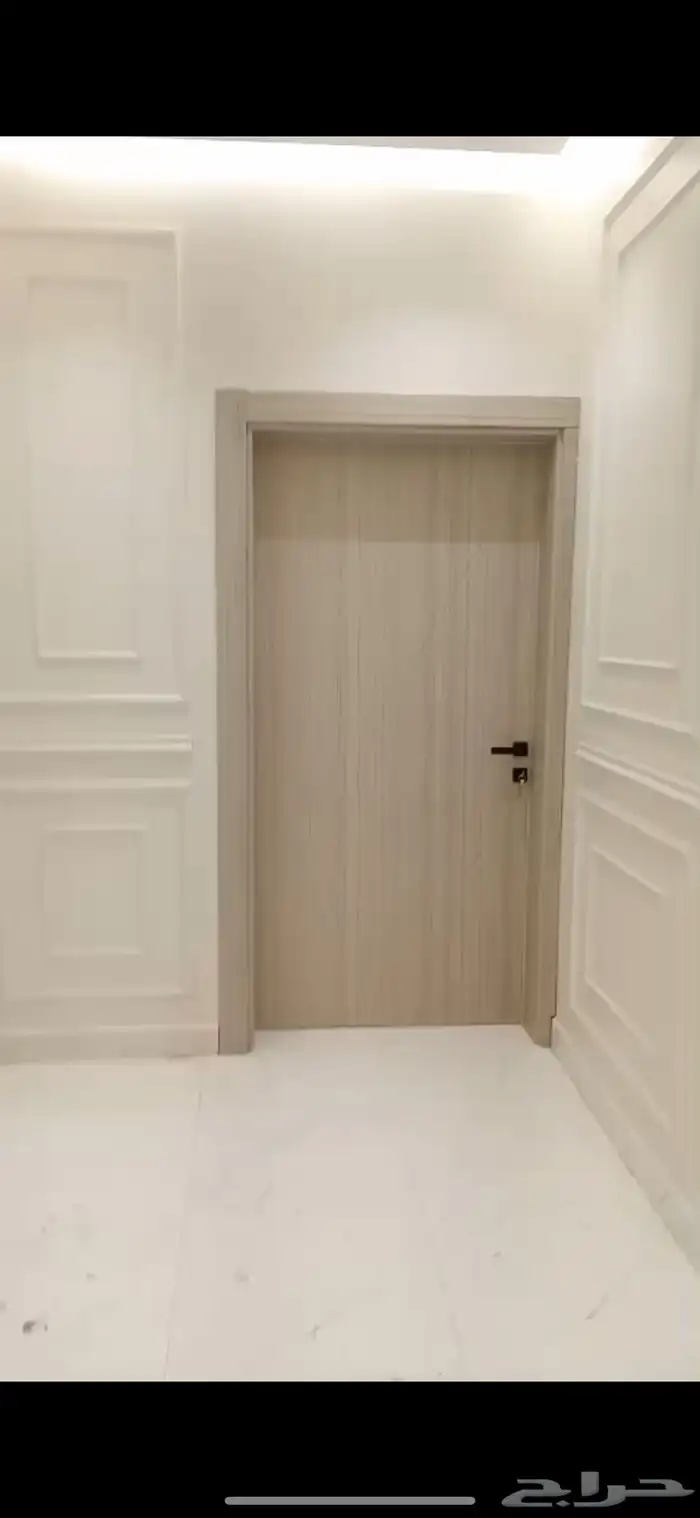 مستودع ابواب للببيع 5