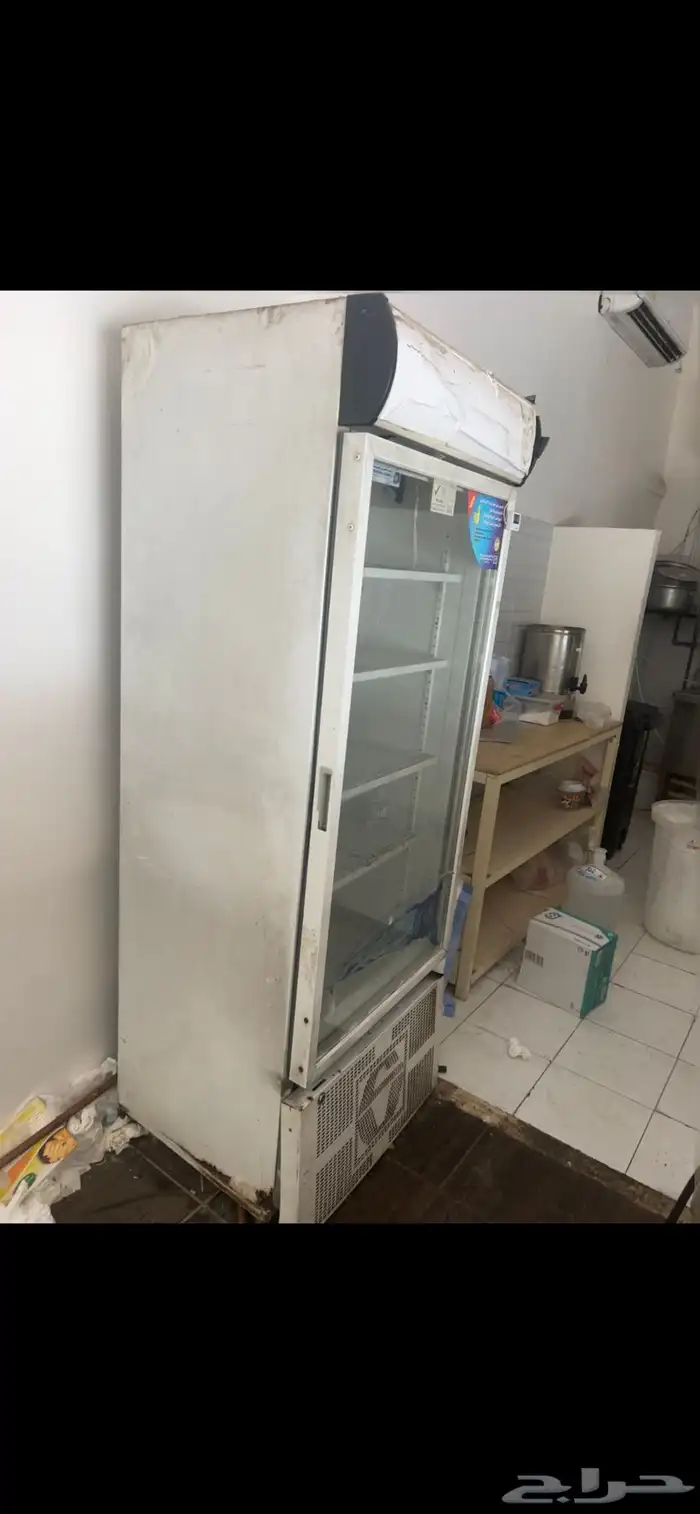 ثلاجه طوليه للبيع 1