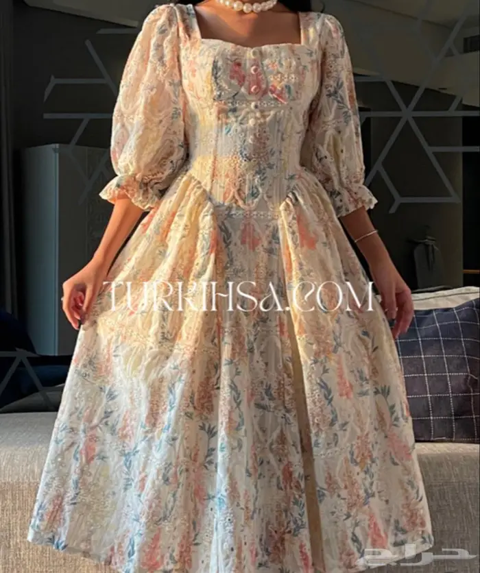 فستان أنثوي زهور 0