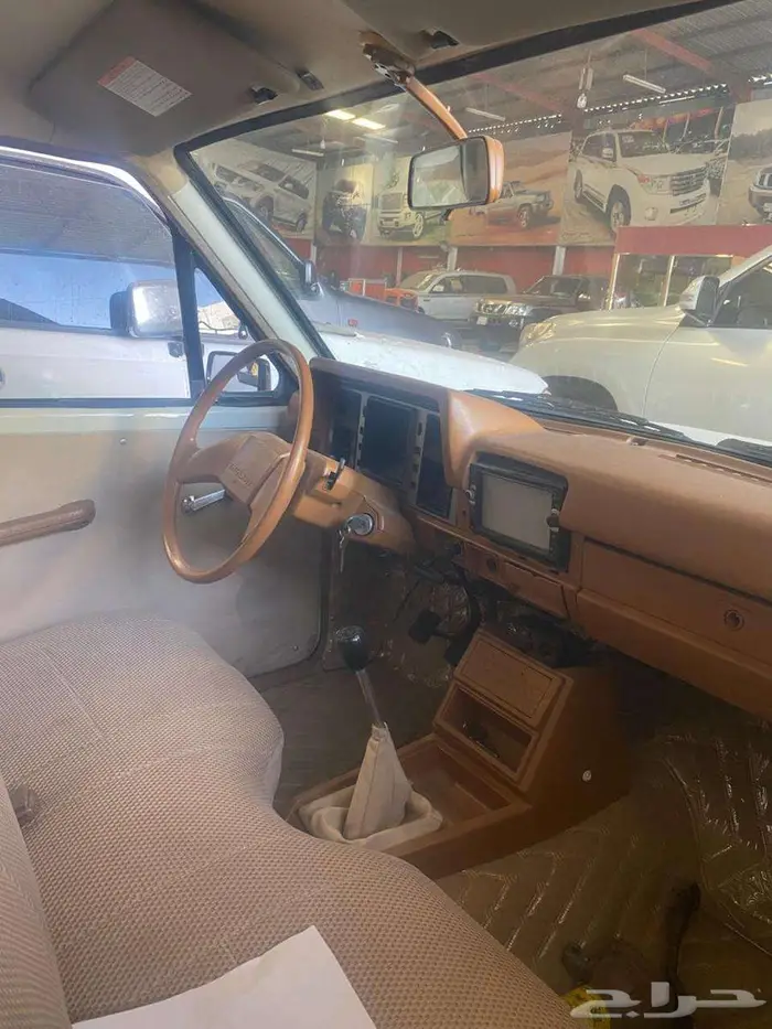 داتسون 1981 4