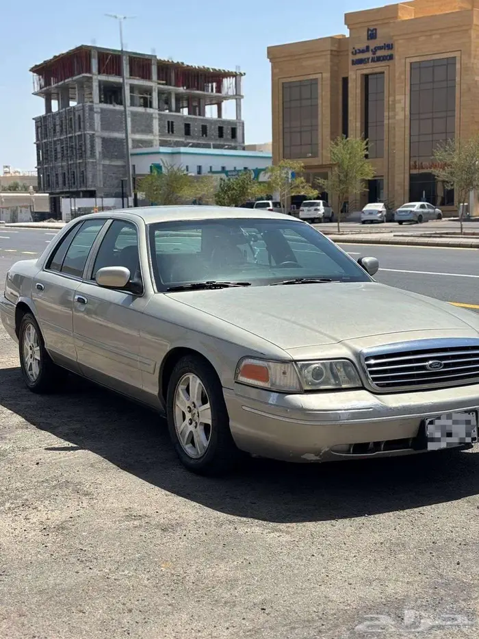 فورد فكتوريا 2004 7