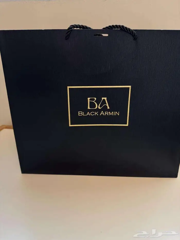 للبيع ساعة رجالية جديدة Black Armin 1