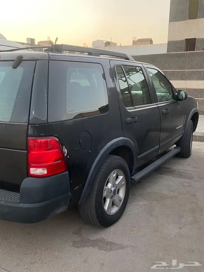فورد اكسبلورر 2005 9