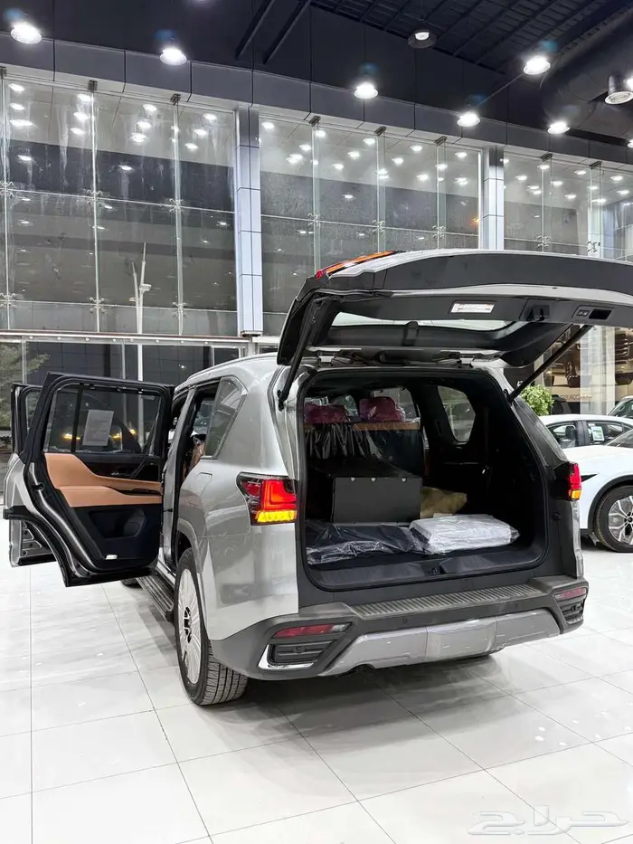 لكزس LX 600 BB سعودي 2025 بطاقة جمركية 8