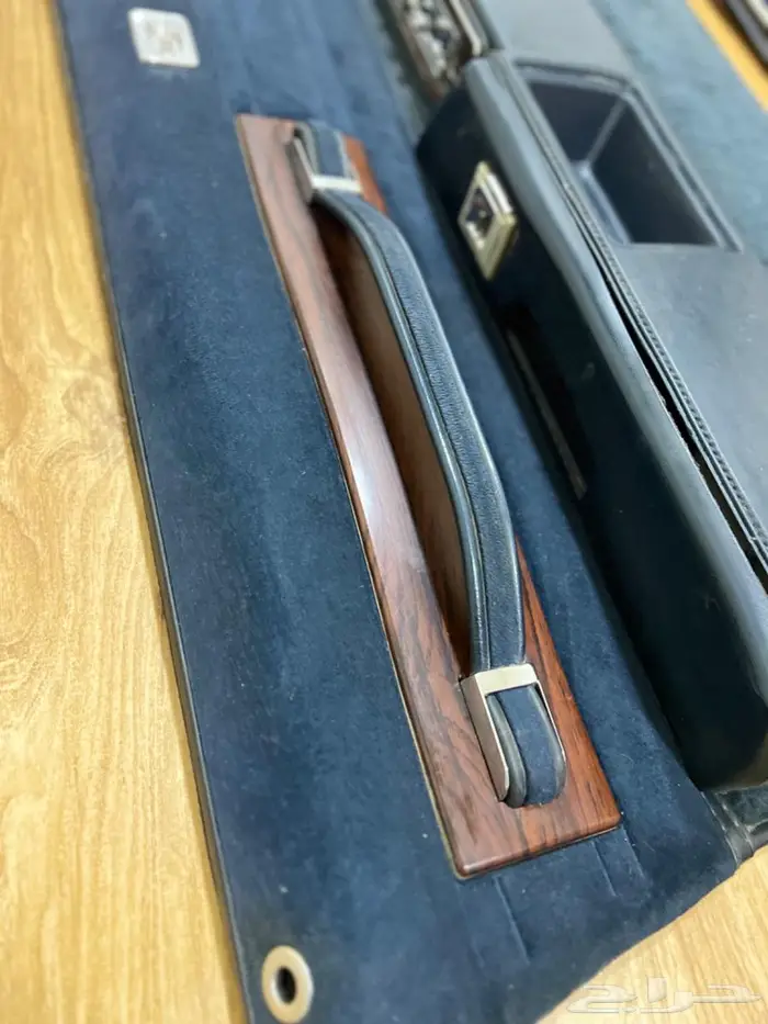 طبقان ابواب لون كحلي 1