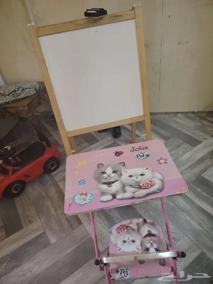 سبوره ماصه وكرسي للتعليم 3