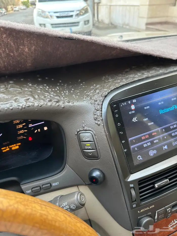 لكزس LS430 موديل 2006 8