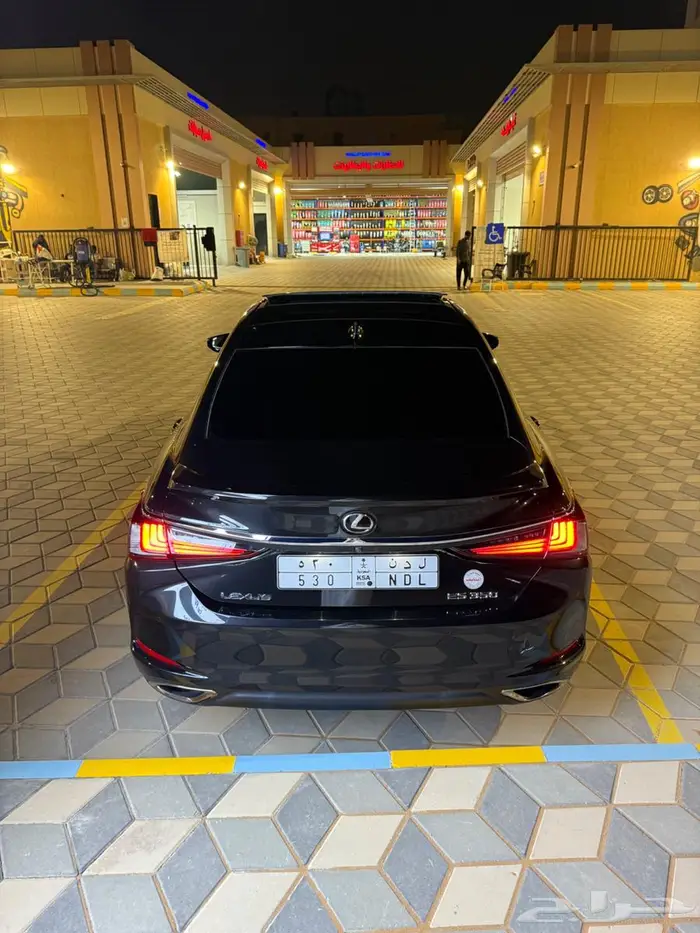 لكزس es350 موديل 21 ممشى 93 1