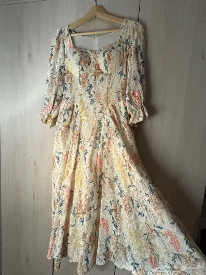 فستان أنثوي زهور 2