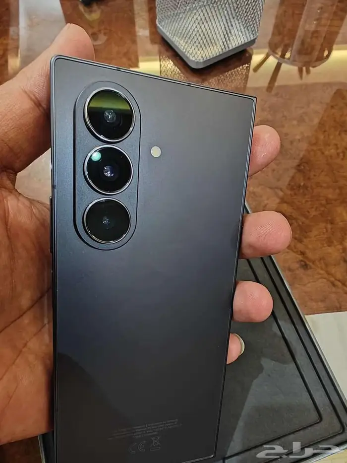 Samsung Galaxy Fold 7 (1Tera  16 Ram) سامسونج غالكسي زد فولد 5