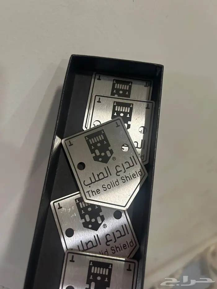 نحت ليزر فايبر على ستانلس ستيل للكميات 2