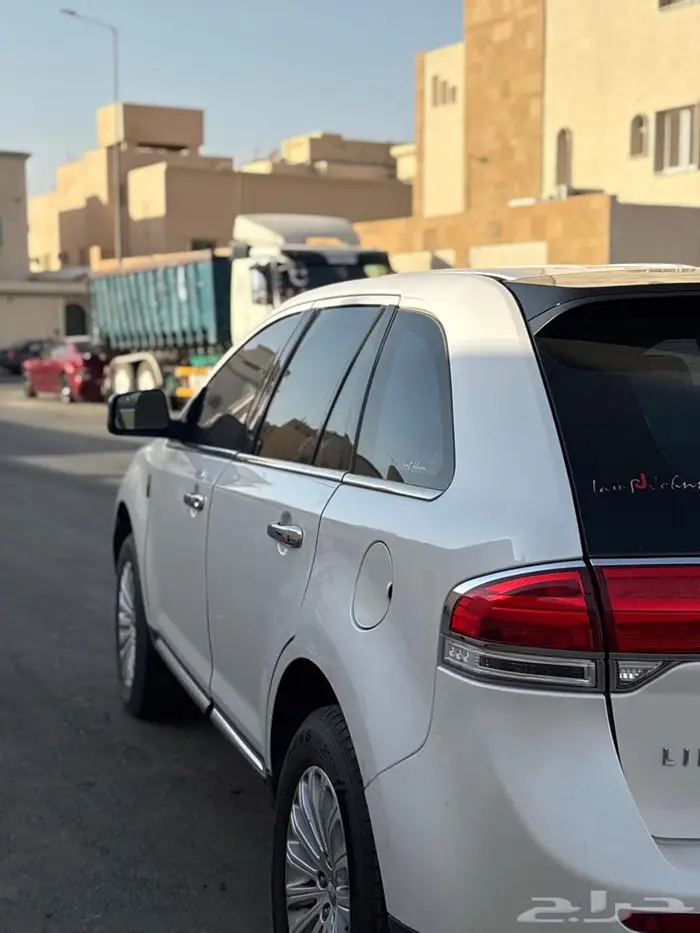 جيب لنكون موديل 2013 Mkx 6