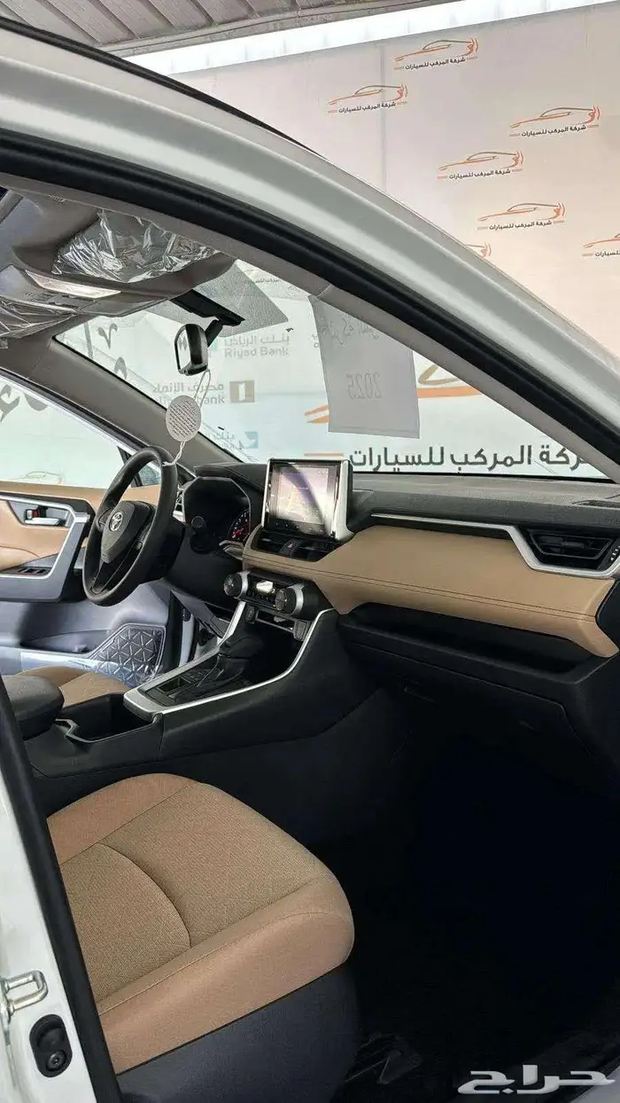 تويوتا راف فورXLE 2000CC دبل سعودي2025-114.500 3