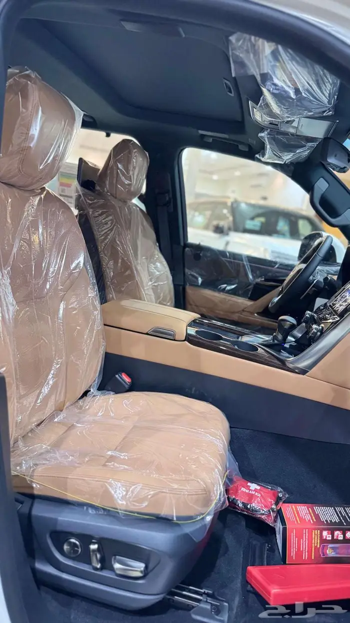 لكزس BB بريمي LX 600 بريمي موديل 2025 4